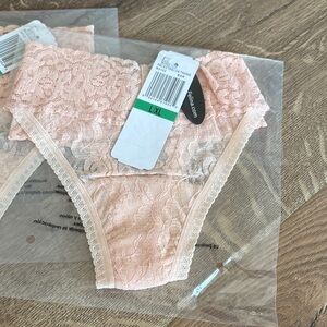 Felina Lace Panties in Peach